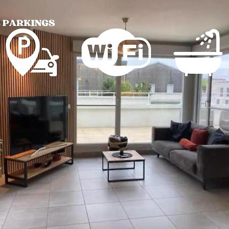Standing 3 Chambres, Parkings, Terrasse Meyzieu Ngoại thất bức ảnh